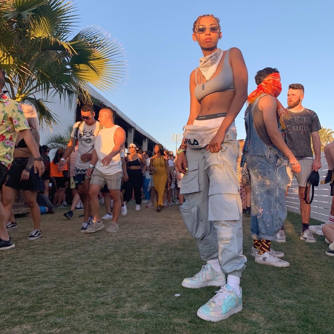 con gai Mel B lam nguoi mau anh 8