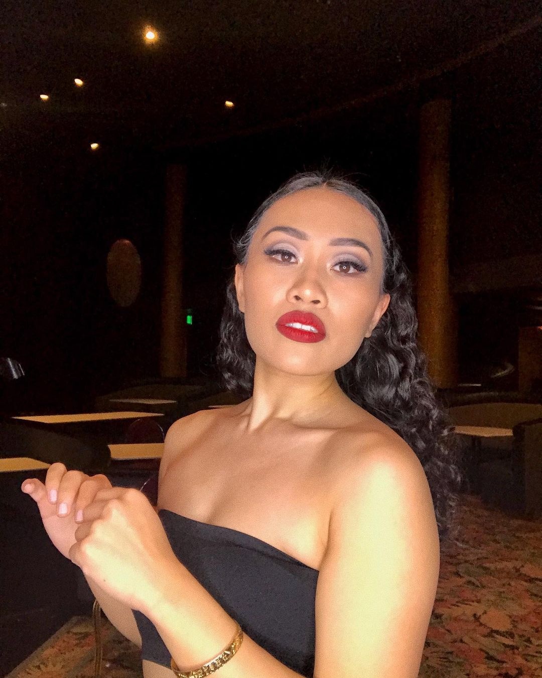 nhan sac hoa hau Marianas anh 9