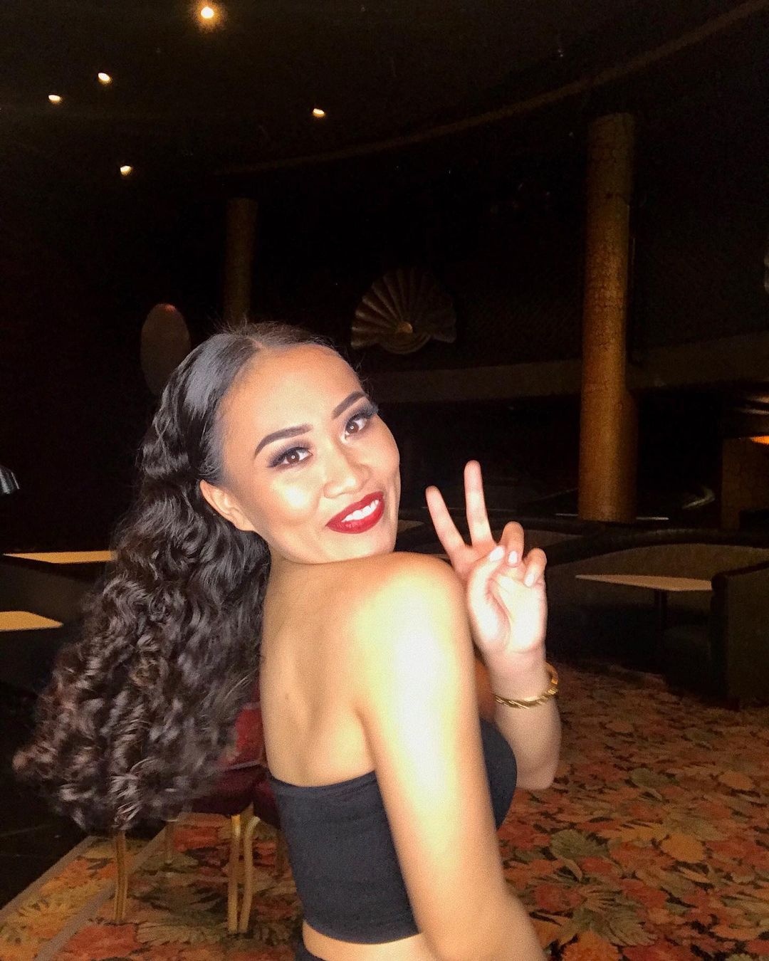 nhan sac hoa hau Marianas anh 8