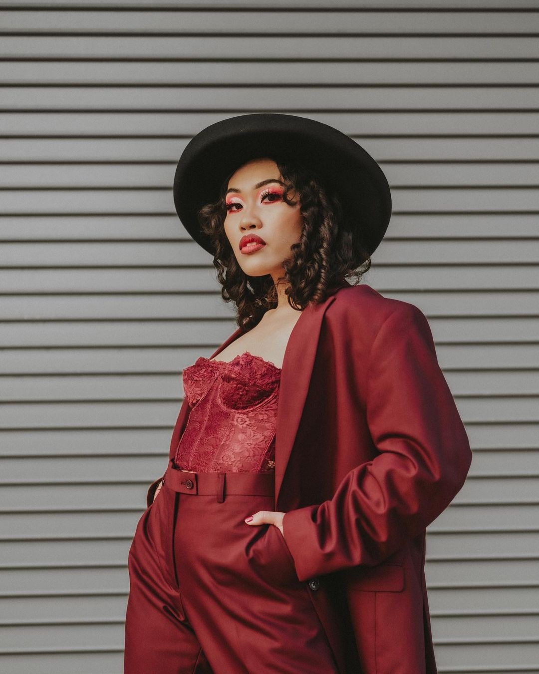 nhan sac hoa hau Marianas anh 10