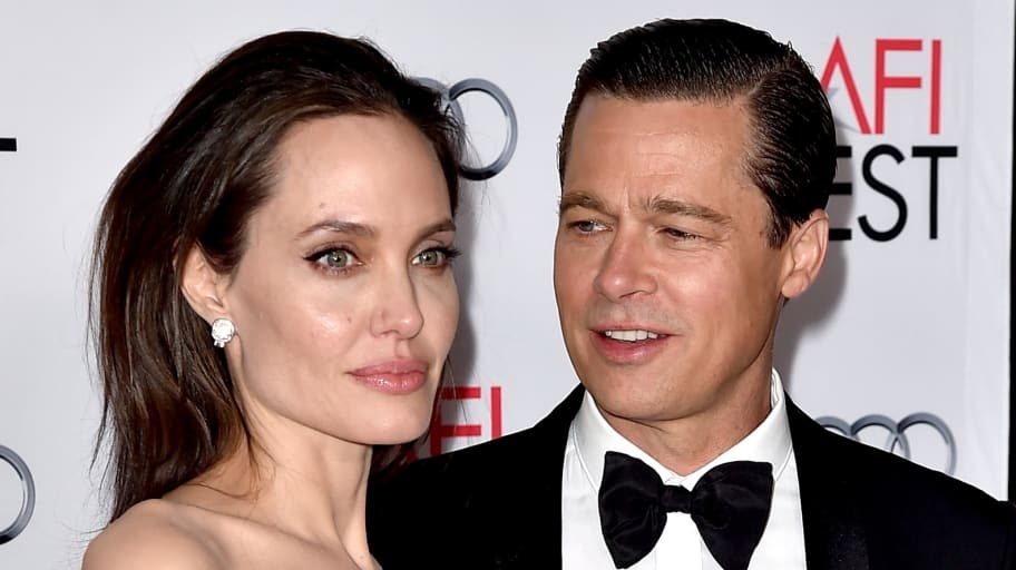 Angelina Jolie ly hon Brad Pitt anh 2
