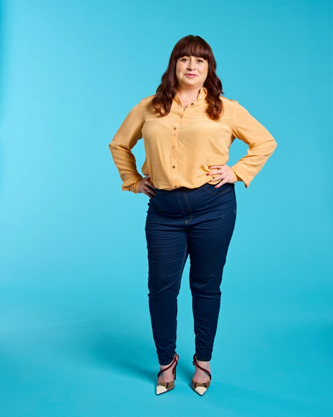 Angelina Jolie ngoai tinh anh 2