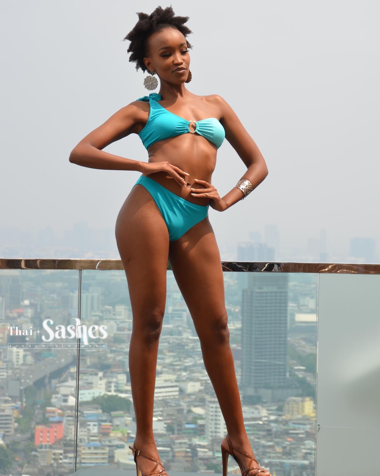 thi sinh hoa hau hoa binh dien ao tam anh 15