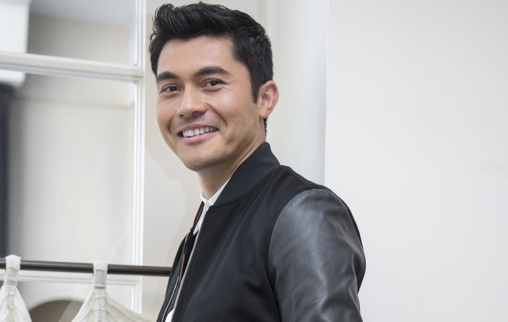 Nhung sao nam goc A noi tieng o Hollywood anh 5