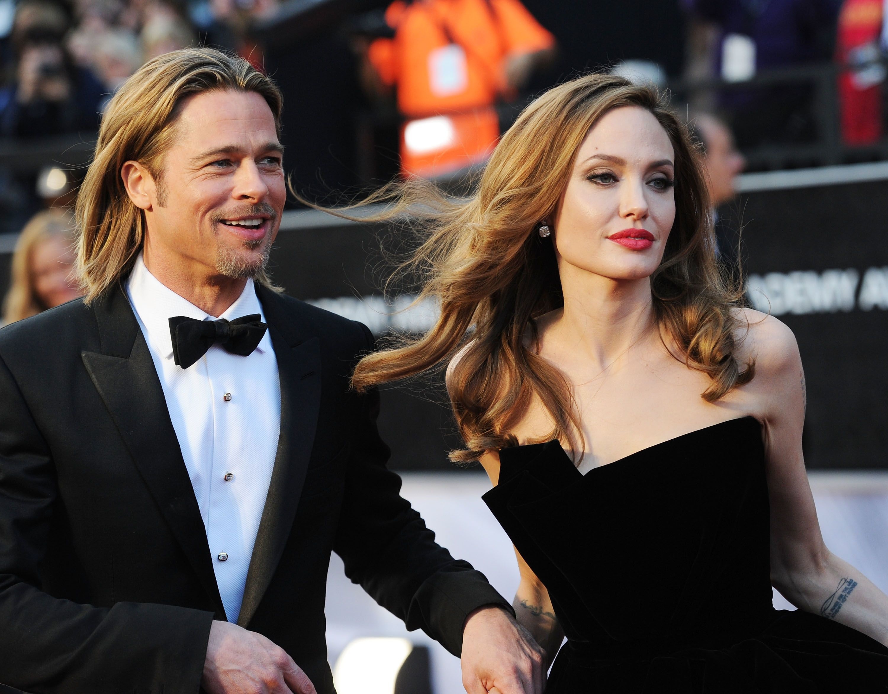 angelina jolie ly hon brad pitt anh 1