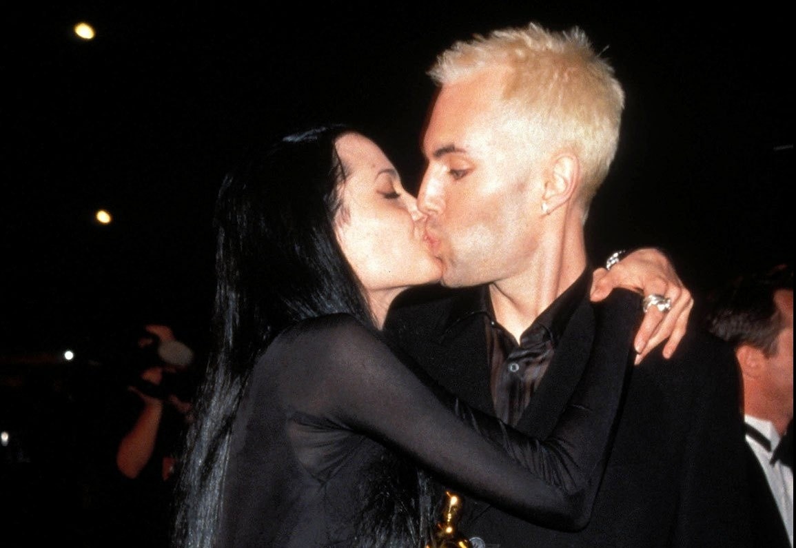 Angelina Jolie hon anh trai va nhung khoanh khac kho xu o Oscar hinh anh