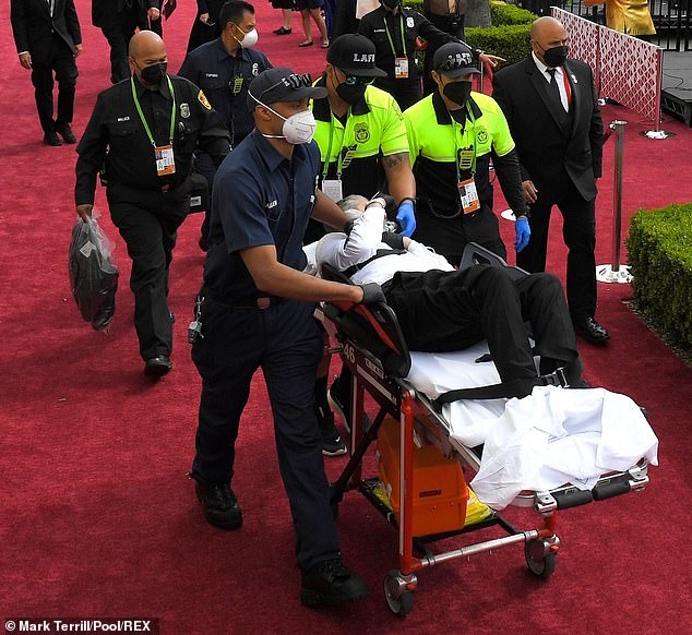 khach moi gay chan tai oscar anh 1