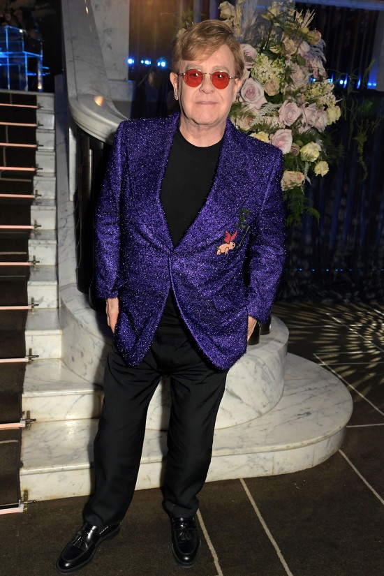 Paris Hilton mac xuyen thau anh 12