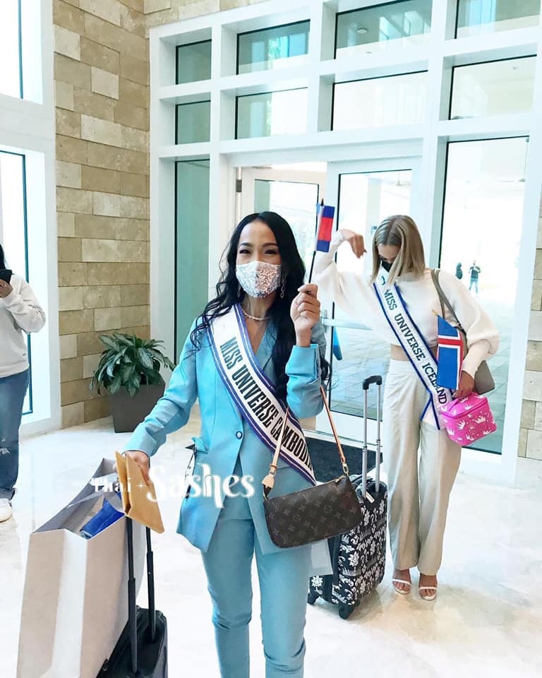 Khánh Vân đọ sắc với thí sinh Miss Universe ảnh 17 Khanh Van do sac voi thi sinh Miss Universe anh 17