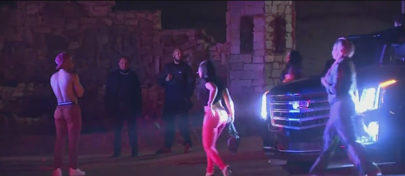 Chris Brown bi chi trich anh 2