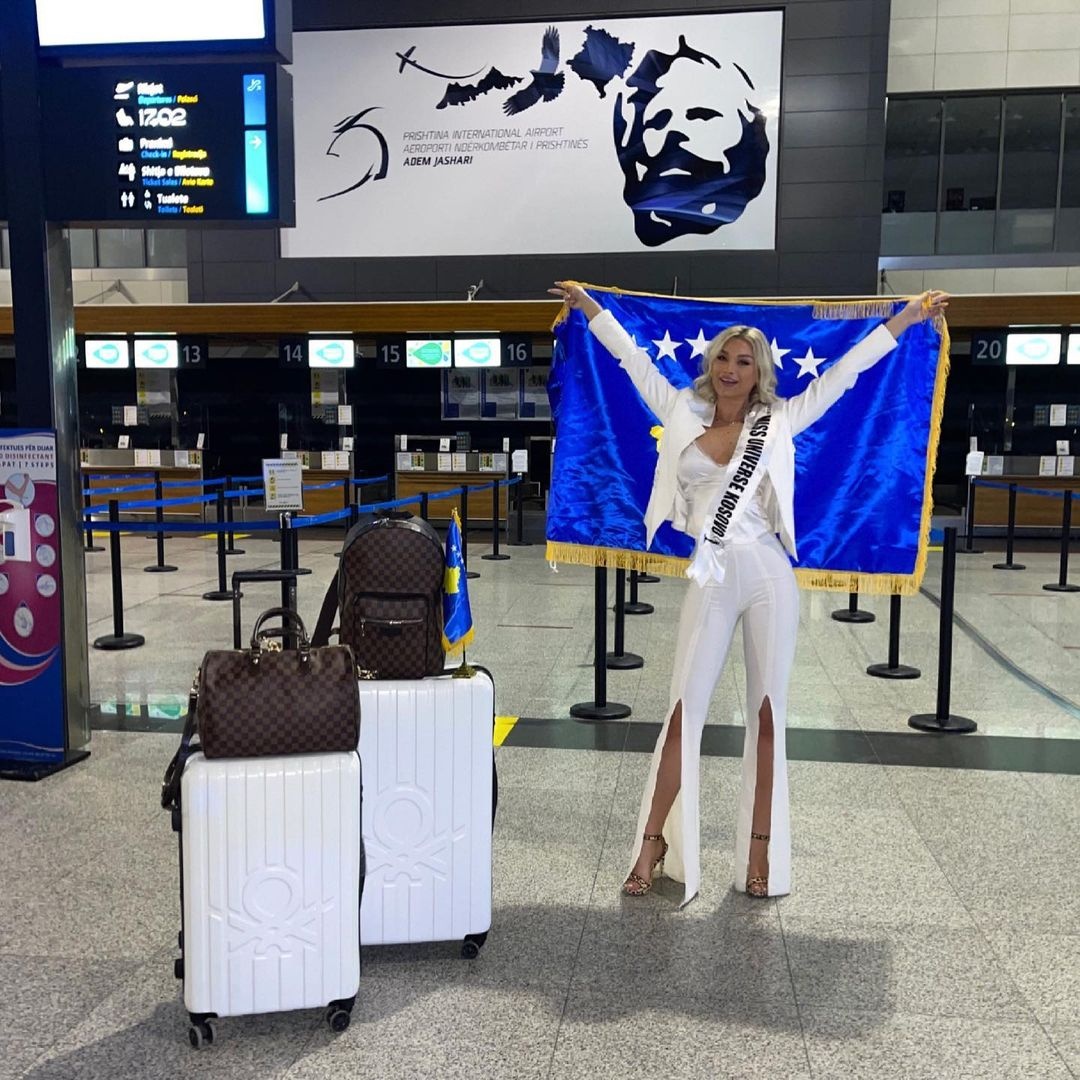 Hoa hau Hoan vu Kosovo anh 3
