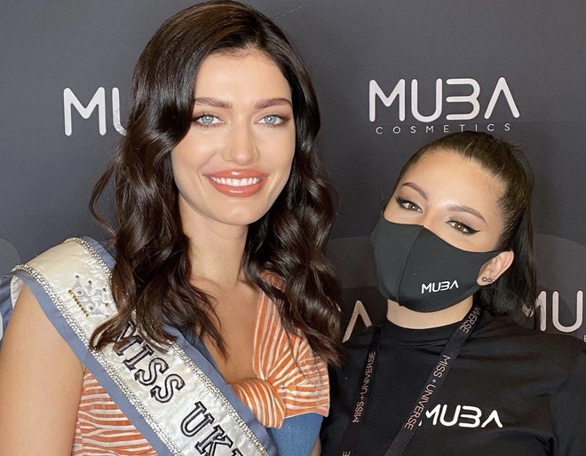 Hoa hau Ukraine khong nhan duoc su quan tam khi di thi Miss Universe hinh anh