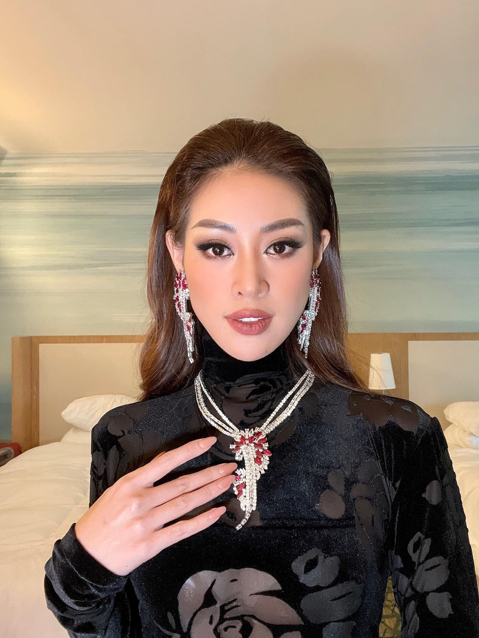 Khanh Van mac ao dai anh 9