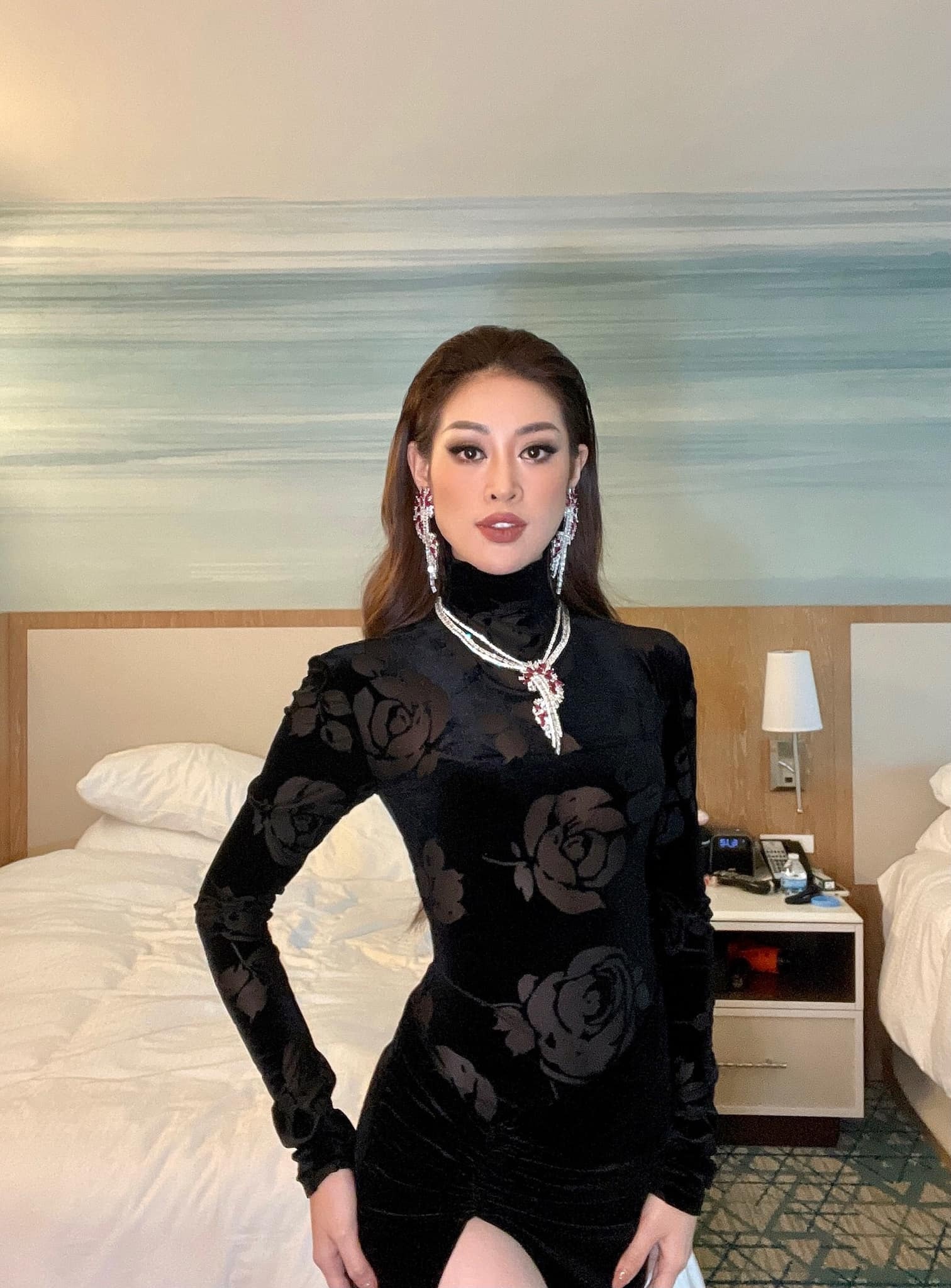 Khanh Van mac ao dai anh 8