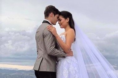 Nguoi mau Jorge Saenz phu nhan ket hon voi Hoa hau Hoan vu hinh anh