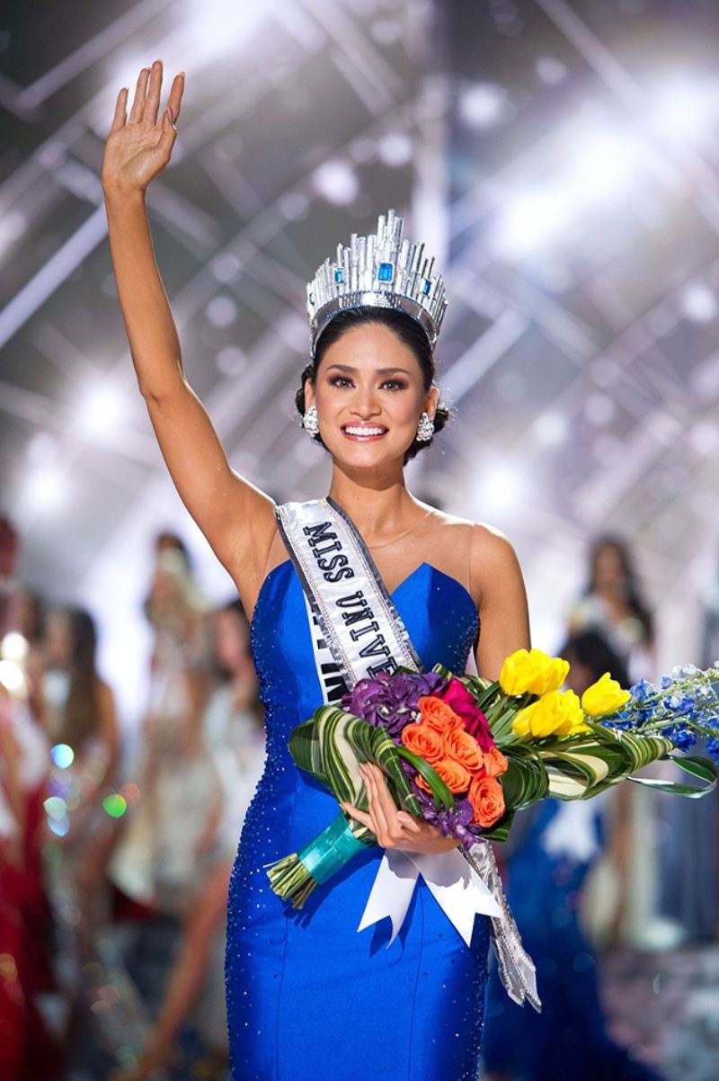 hoa hau hoan vu Pia Wurtzbach anh 1