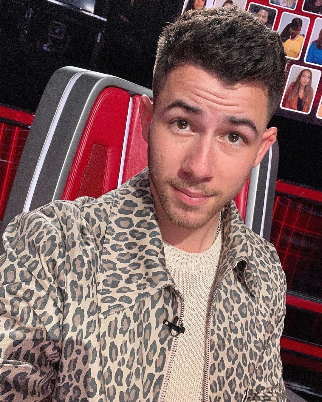 Nick Jonas bi tai nan anh 1