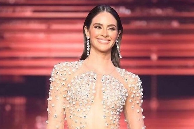 Vay cua nguoi dep Puerto Rico bi lam hong truoc dem thi Miss Universe hinh anh