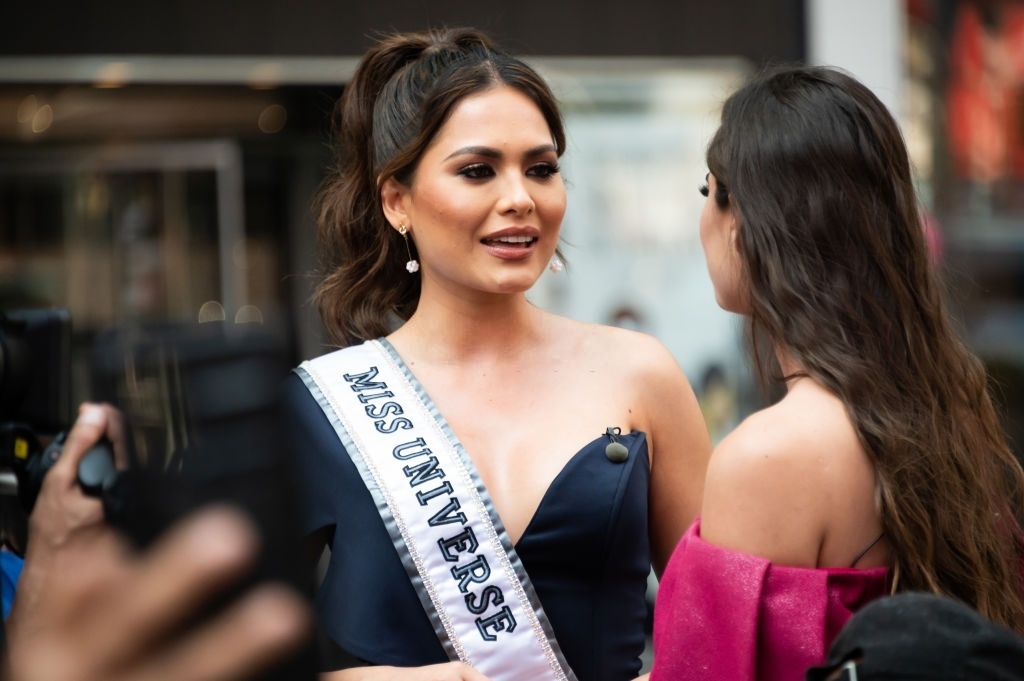 hoa hau hoan vu an chay truong anh 2