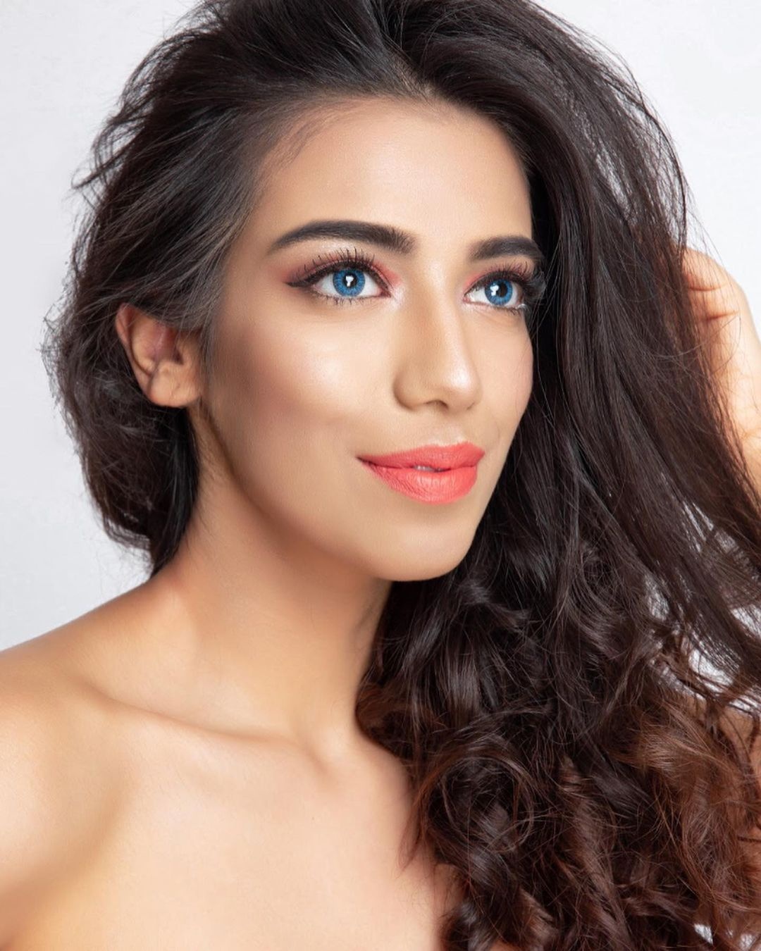 Co gai thong thao 6 thu tieng tro thanh Hoa hau The gioi Pakistan 2021 anh 3