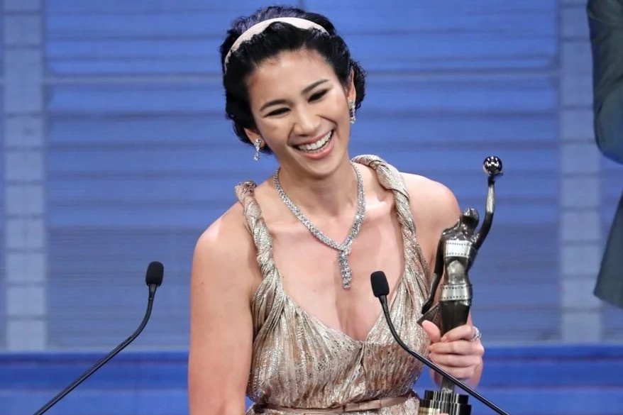 Su tro lai cua 'cong chua Hong Kong Disneyland' hinh anh