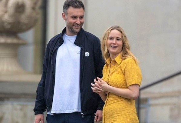 Jennifer Lawrence tang can hinh anh