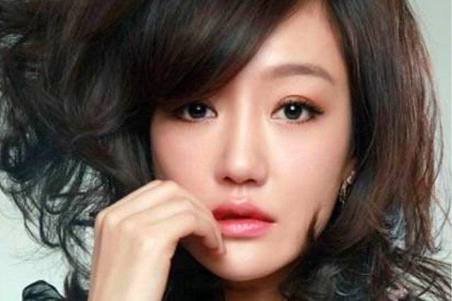 Nu dien vien khien Ho Ca day dut nhieu nam hinh anh