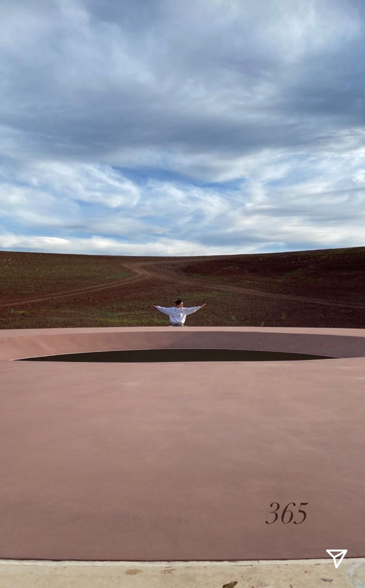 Kendall Jenner ky niem ngay yeu anh 2