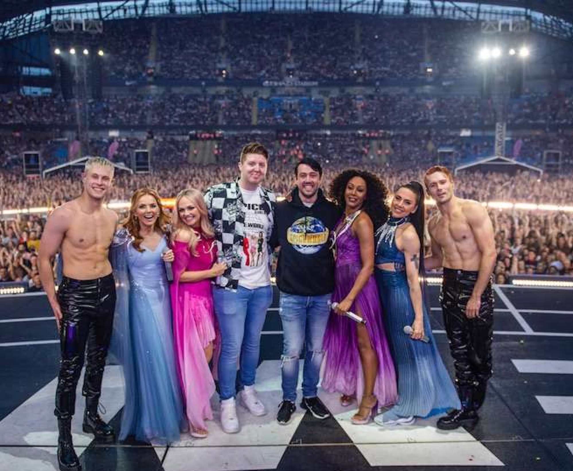 victoria beckham ung ho cong dong LGBTQ+ anh 8