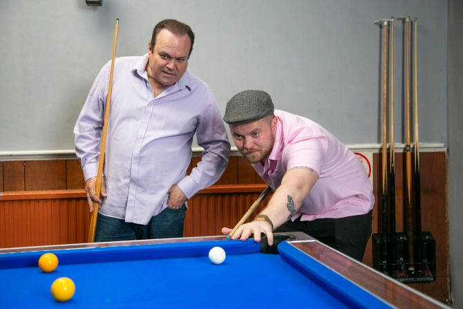 tim thay cha de sau 20 nam nho xem TV anh 4