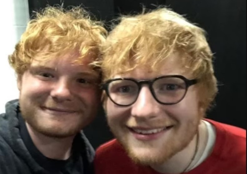 Nam thanh nien gap rac roi vi ngoai hinh giong Ed Sheeran hinh anh