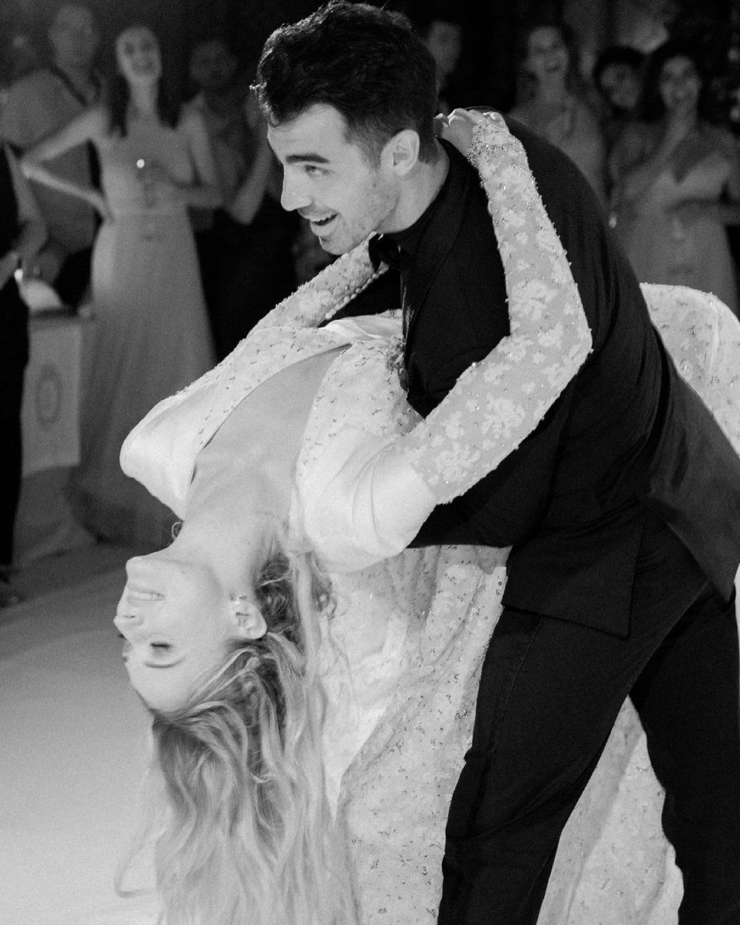 Joe Jonas Sophie Turner kỷ niệm hai năm cưới ảnh 5 Joe Jonas Sophie Turner ky niem hai nam cuoi anh 5