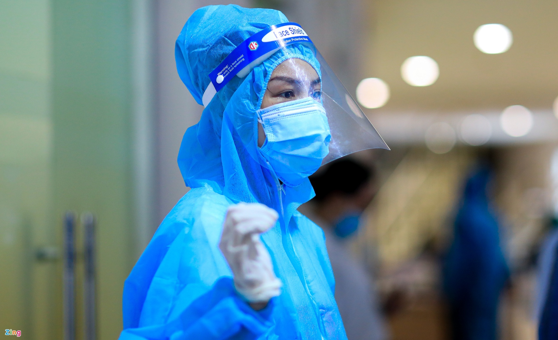 hoa hau lam tinh nguyen vien chong dich anh 7