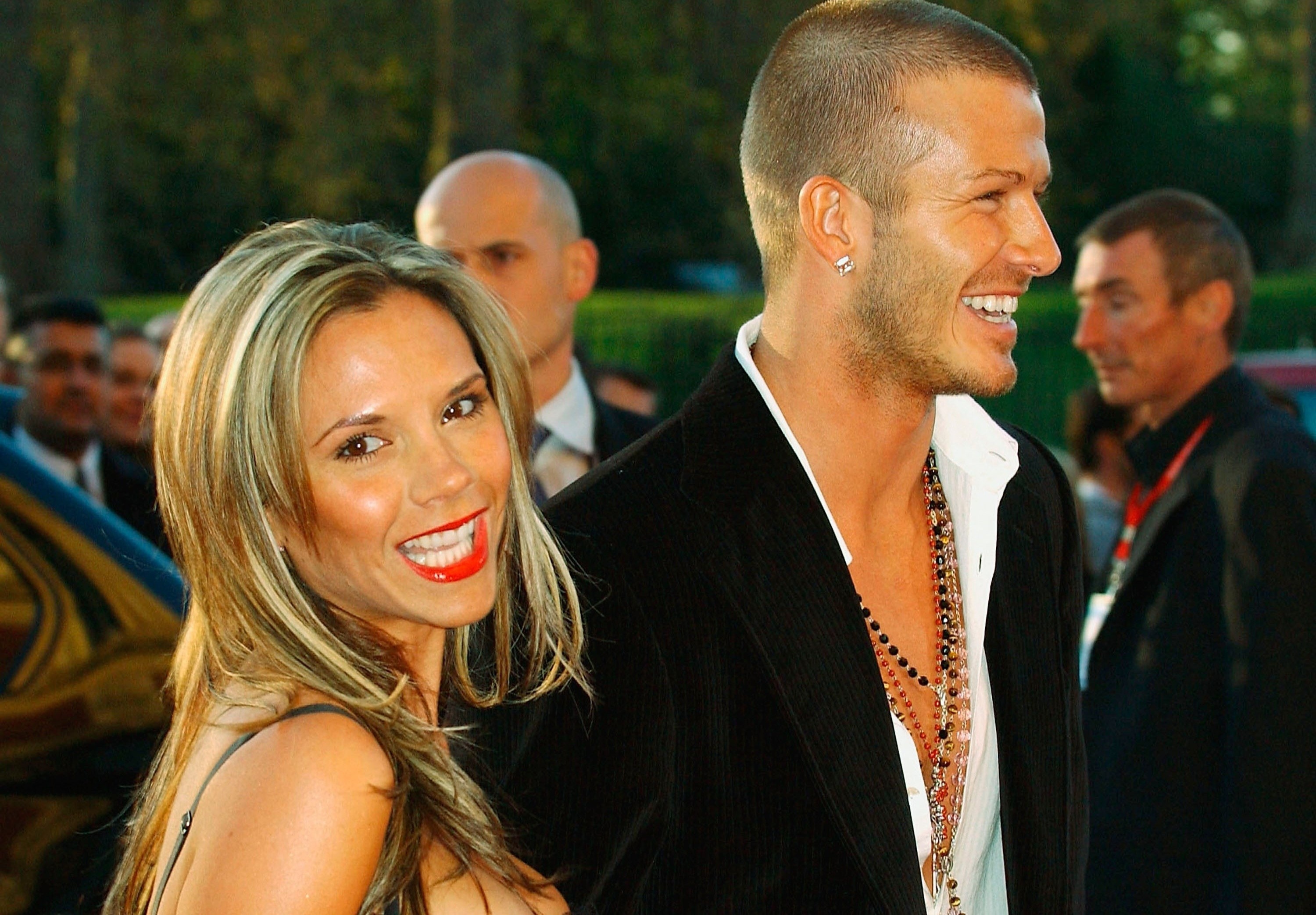 Hanh trinh 22 nam hanh phuc cua vo chong David Beckham hinh anh