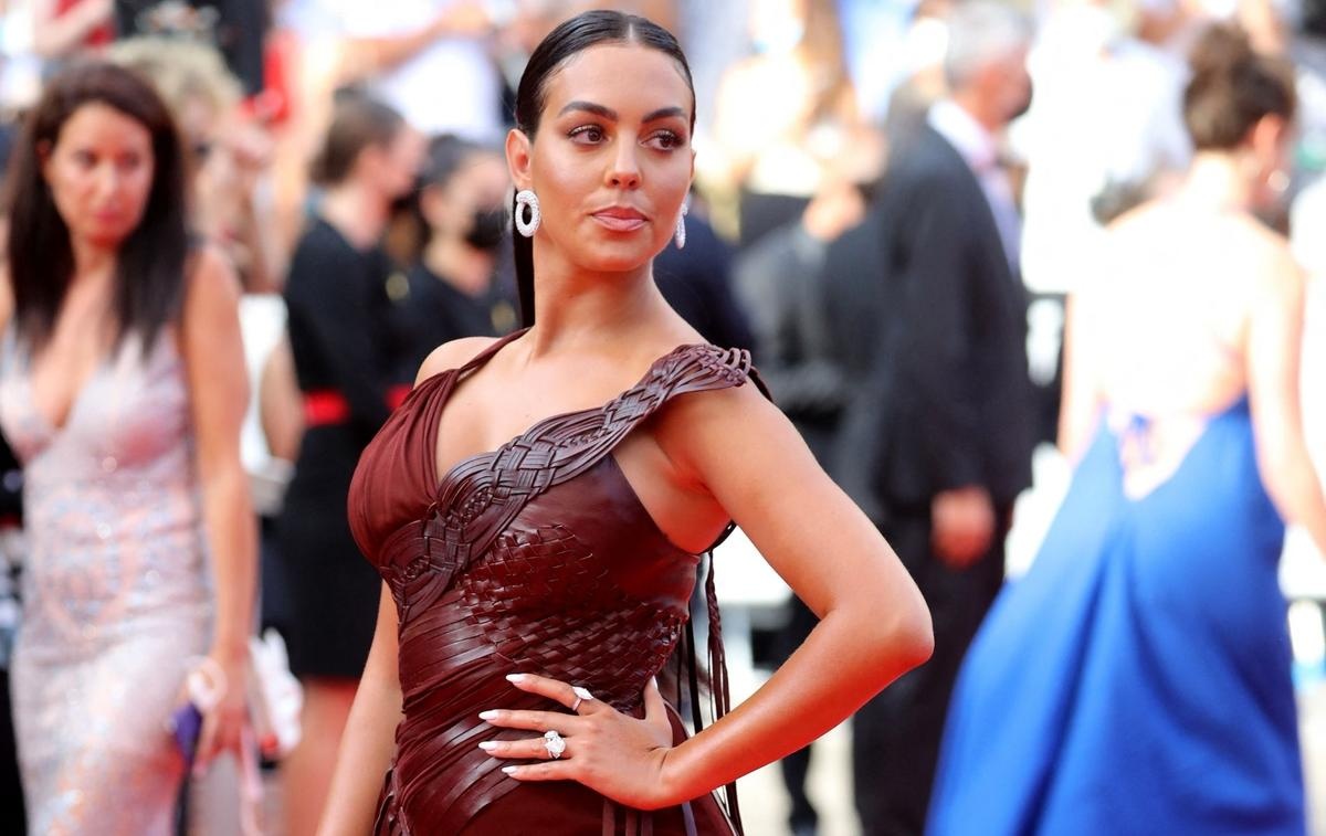 ban gai Ronaldo o Cannes anh 1