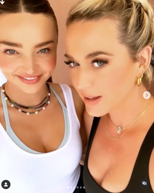 katy perry va miranda kerr anh 10