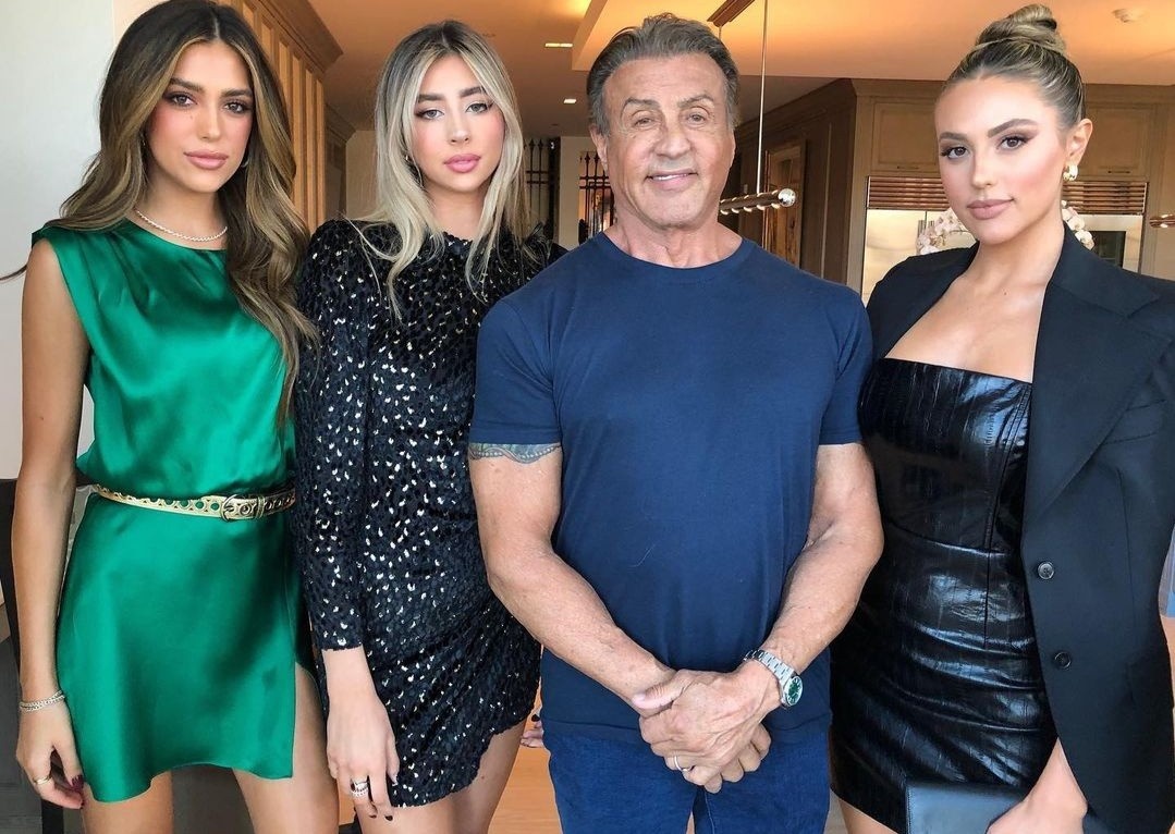 Chieu cao noi bat cua 3 con gai tai tu 'Rambo' hinh anh