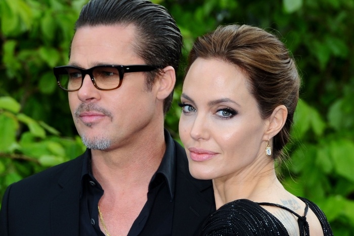 Brad Pitt mat quyen nuoi con cung Angelina Jolie hinh anh