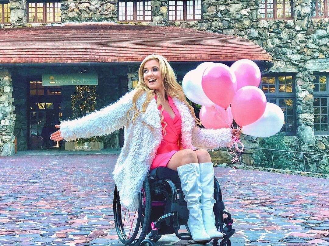 thi sinh ngoi xe lan gianh giai a hau anh 7