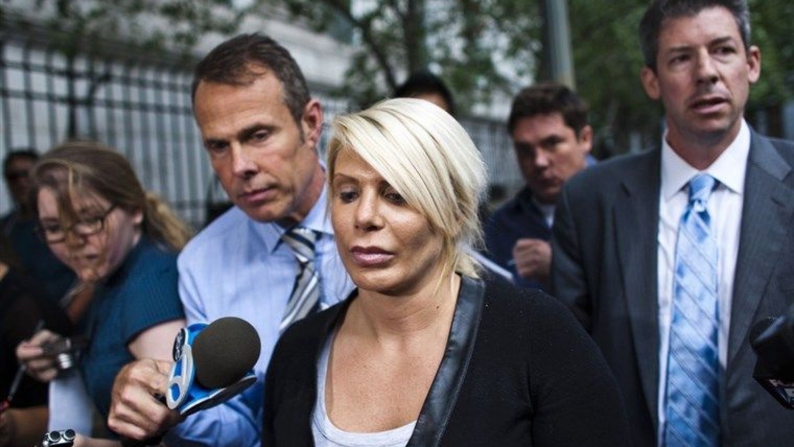 hoa hau nguoi My ban dam anh 3