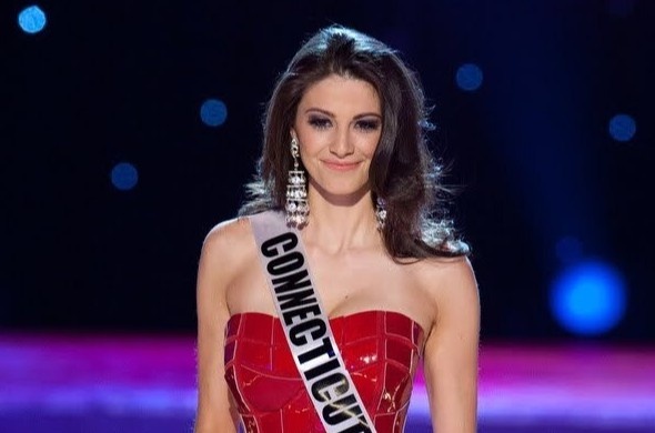 Hoa hau, nguoi mau sa lay vao con duong ban dam hinh anh