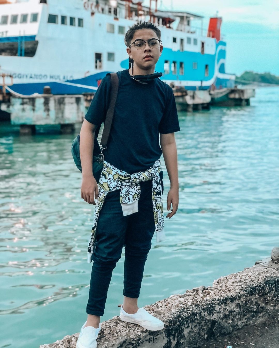 dien vien dong Tazan Nhi anh 12