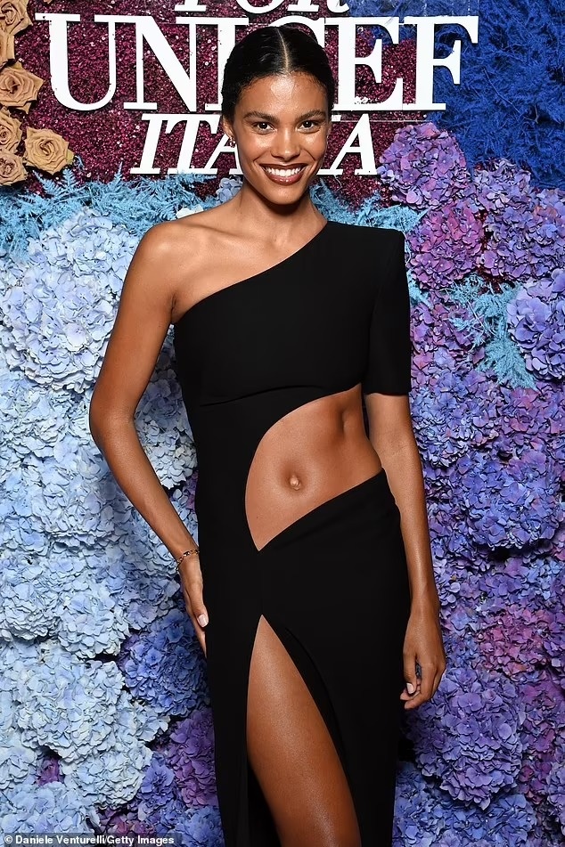 hoa hau olivia culpo dien vay ho eo anh 11