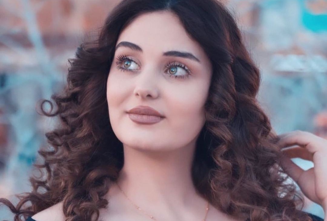 Lan dau tien Iraq cu dai dien thi Hoa hau The gioi hinh anh