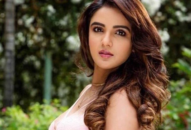 Bollywood tro lai hinh anh