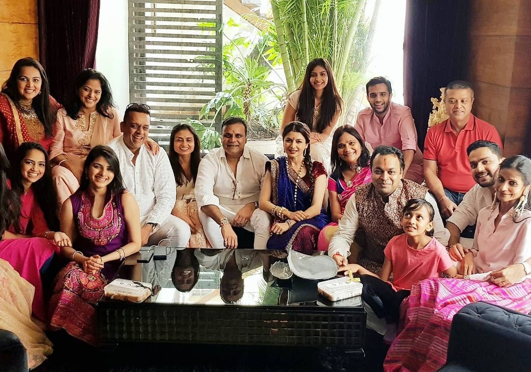 ngoi sao An Do xuat than hoang gia anh 9