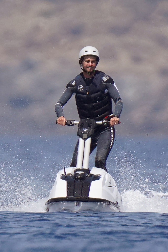 vợ chồng Miranda Kerr đi nghỉ dưỡng ảnh 3 vo chong Miranda Kerr di nghi duong anh 3