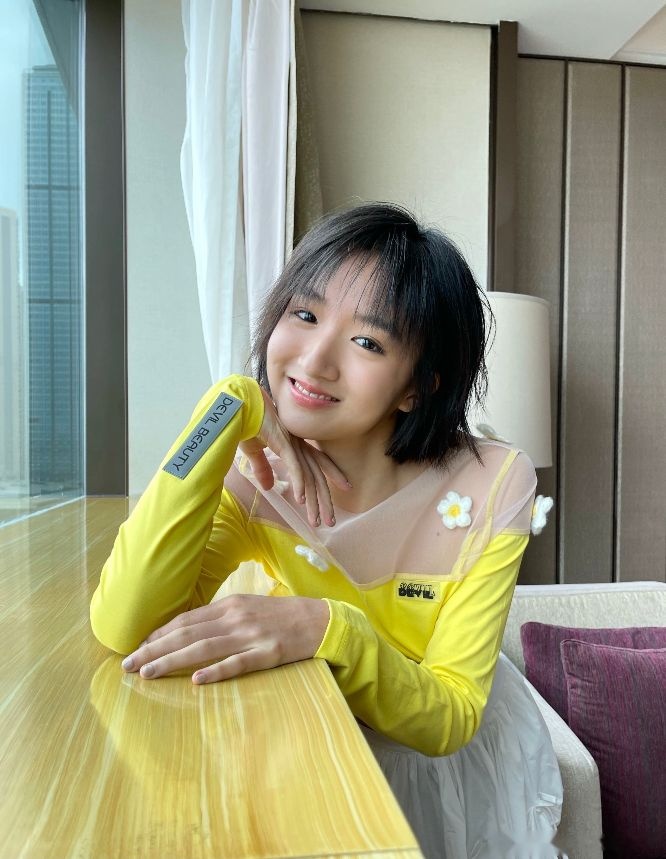 Nữ diễn viên 17 tuổi được chú ý ở Trung Quốc ảnh 6 Nu dien vien 17 tuoi duoc chu y o Trung Quoc anh 6