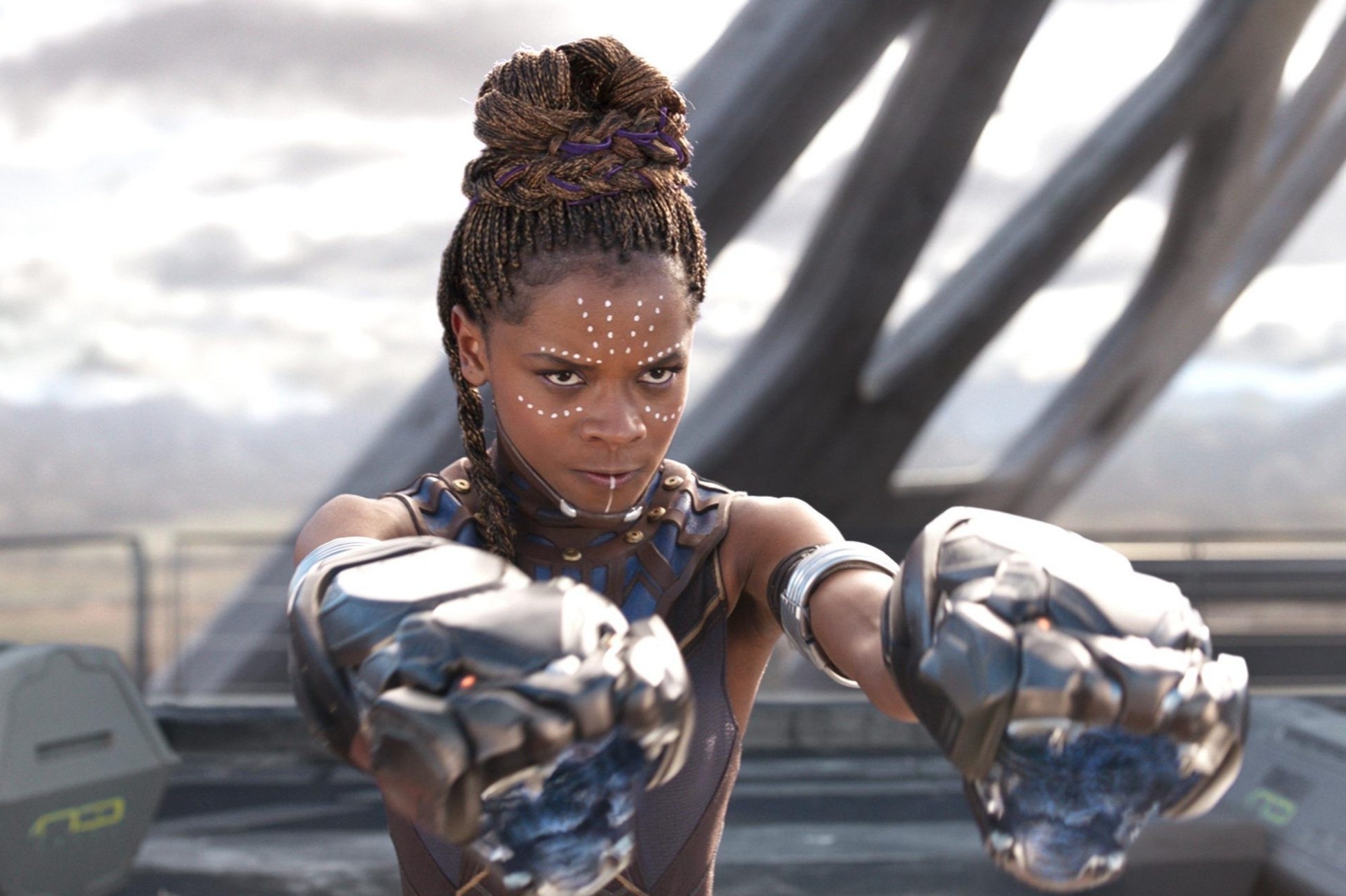 Sao 'Black Panther' gap tai nan tren phim truong hinh anh