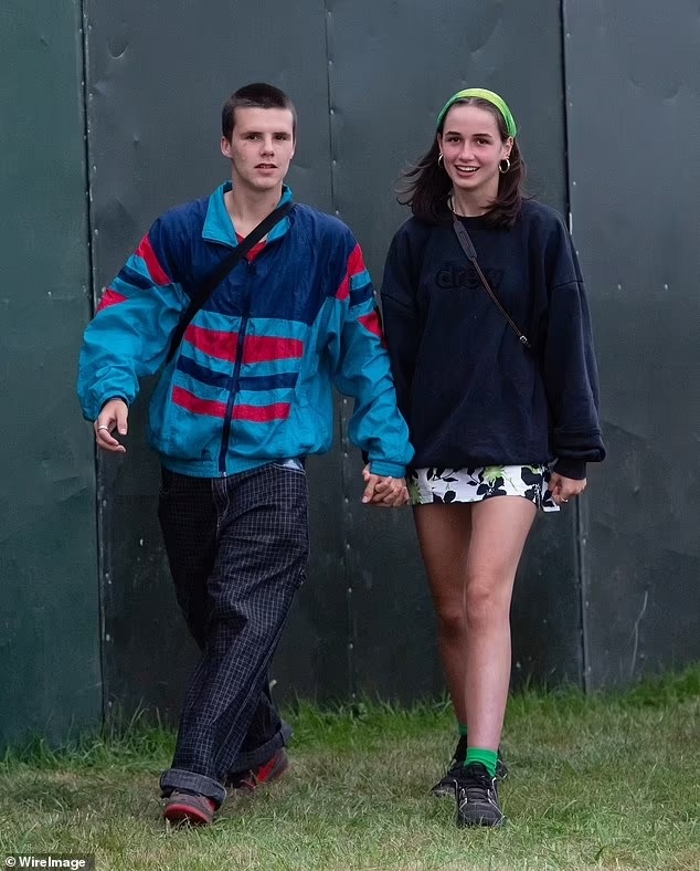 Cruz Beckham công khai bạn gái ảnh 1 Cruz Beckham cong khai ban gai anh 1